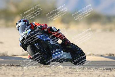 media/Dec-07-2025-CVMA (Sun) [[3e7d2de5dc]]/Race 12- Formula 40 MW and LW/